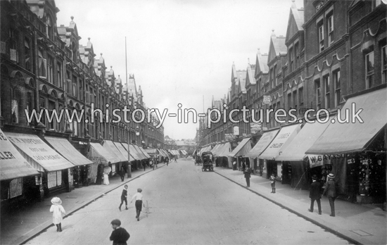 Topsfield Parade, Tottenham Lane, Crouch End, London. c.1911